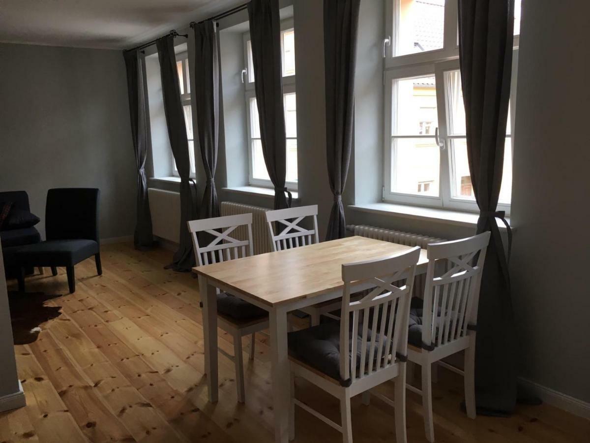 Altstadt-Ferienwohnungen Neuruppin Ngoại thất bức ảnh