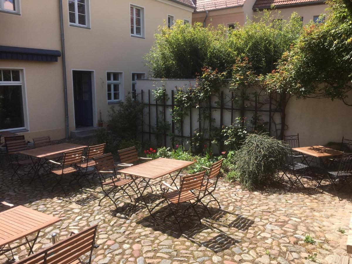 Altstadt-Ferienwohnungen Neuruppin Ngoại thất bức ảnh